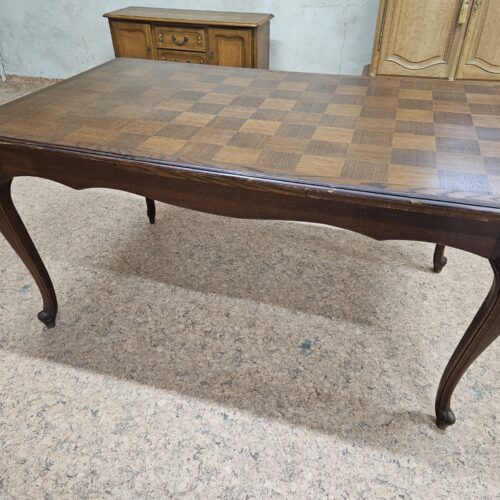 Stół ludwikowski ciemny