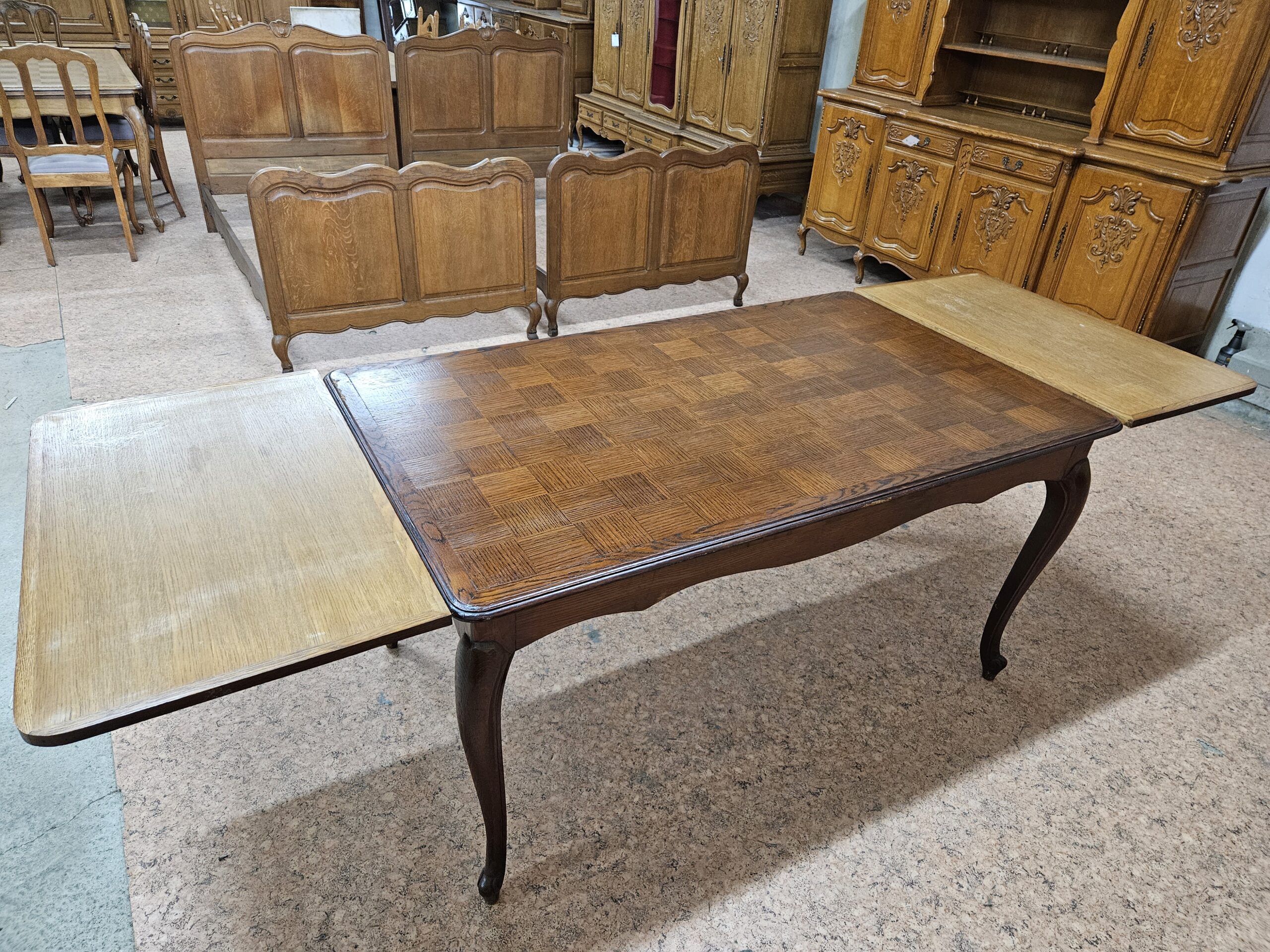 Stół ludwikowski ciemny - obrazek 7