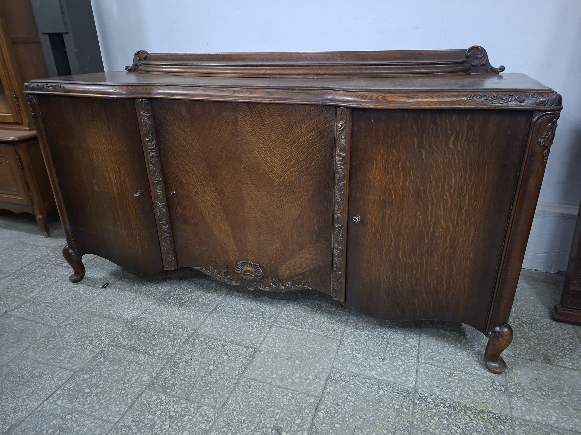 Komplet mebli chippendale do jadalni komoda witryna stół 8 krzeseł - obrazek 4