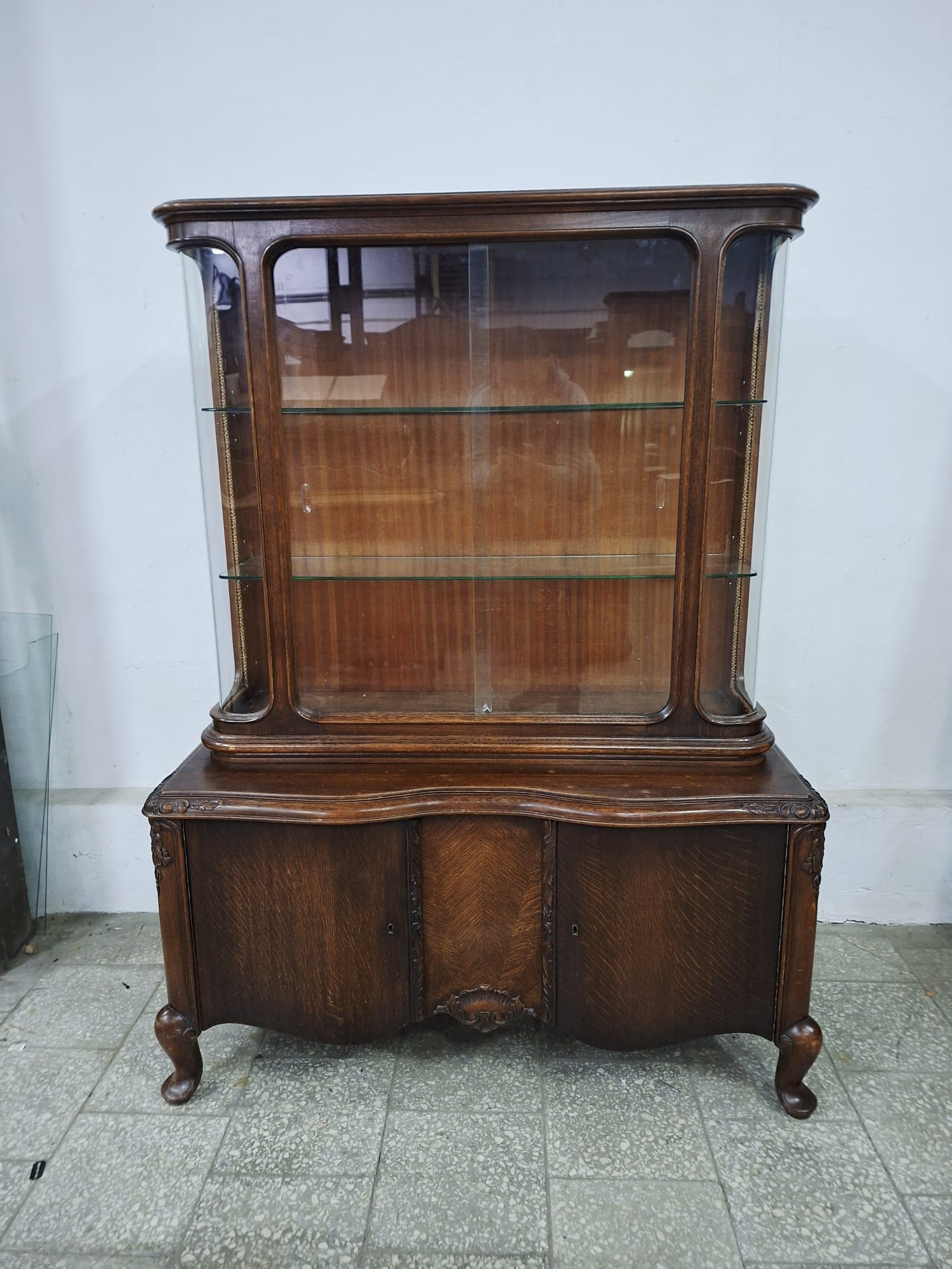 Komplet mebli chippendale do jadalni komoda witryna stół 8 krzeseł