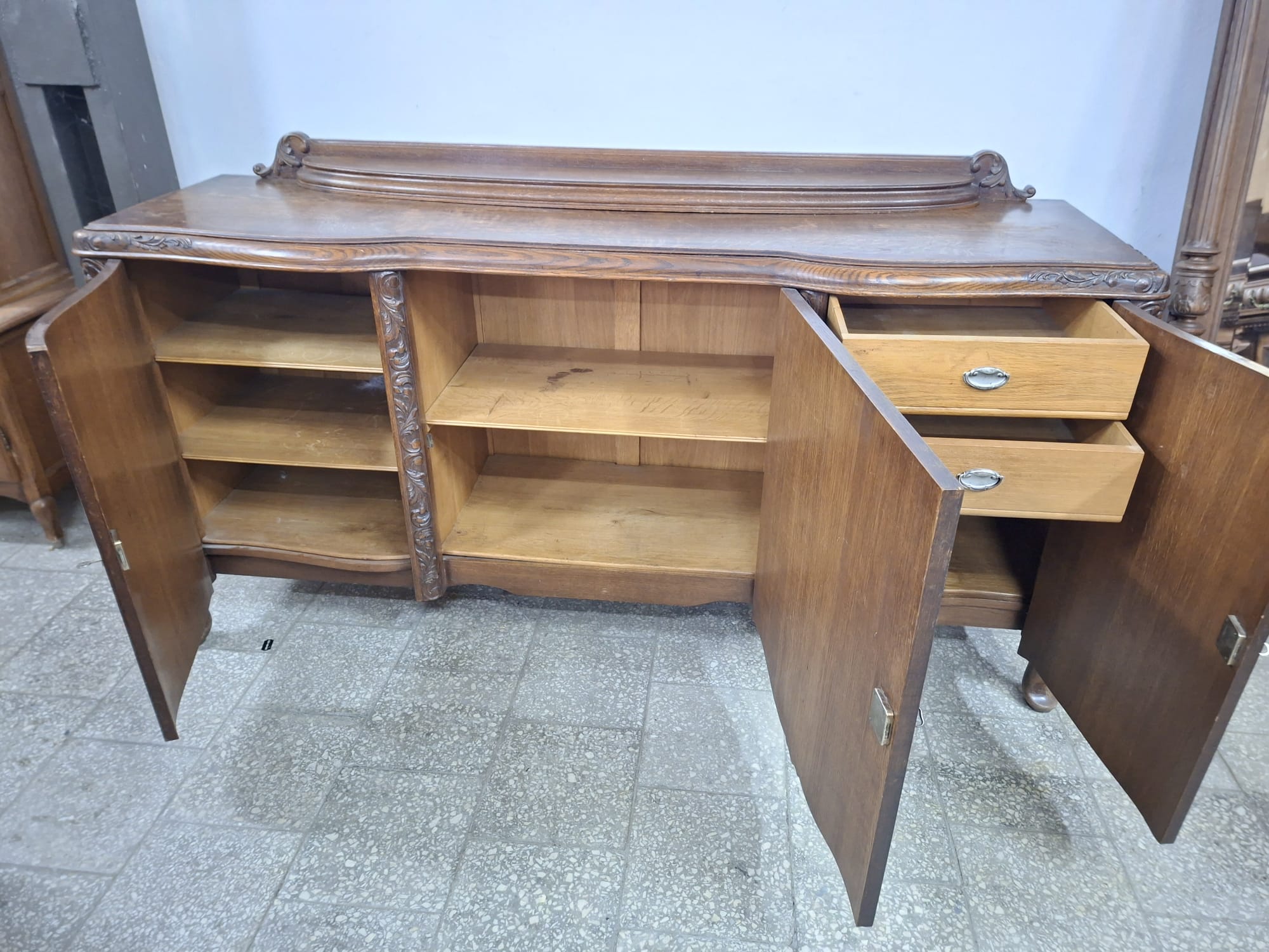 Komplet mebli chippendale do jadalni komoda witryna stół 8 krzeseł - obrazek 6