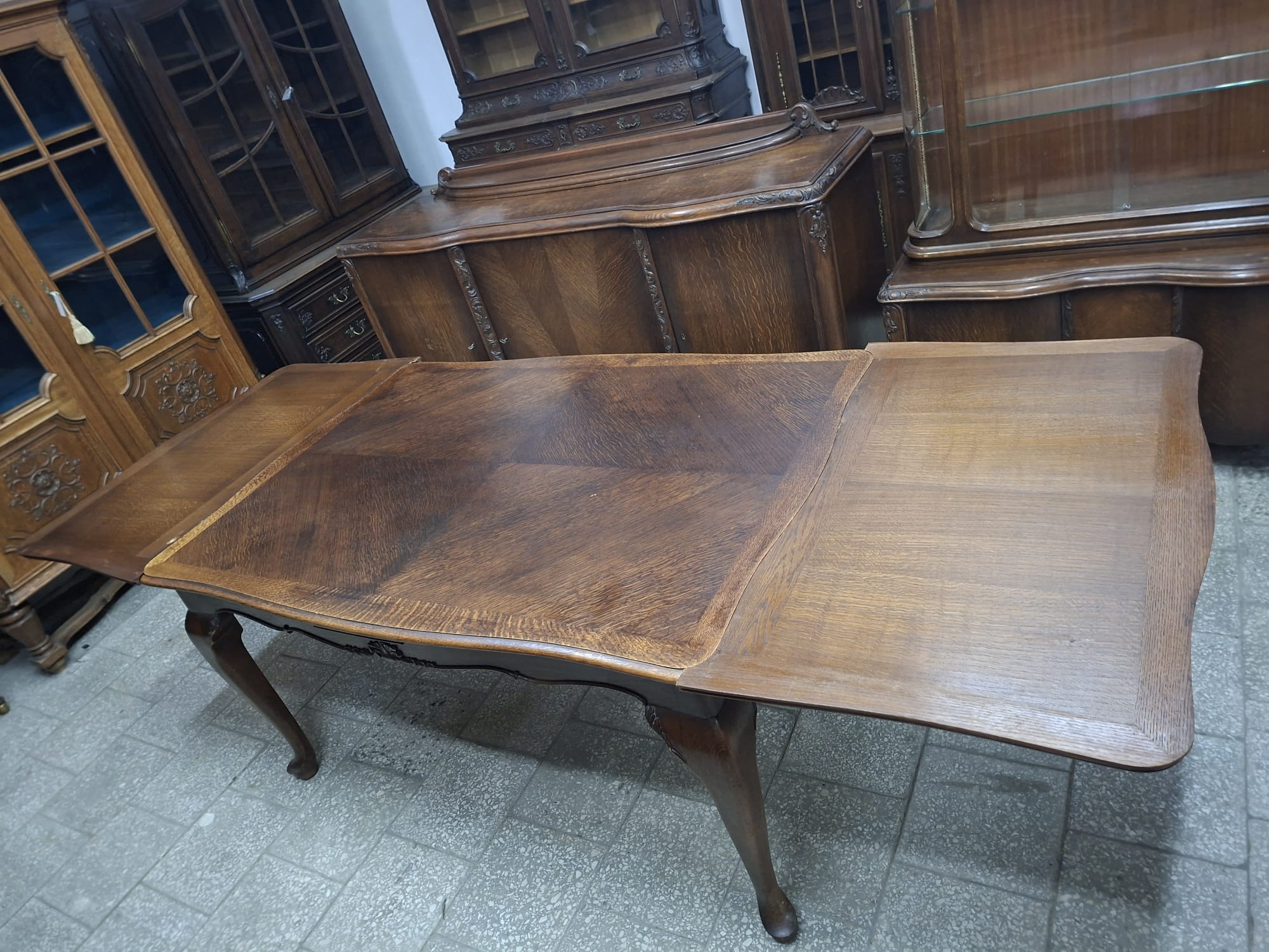 Komplet mebli chippendale do jadalni komoda witryna stół 8 krzeseł - obrazek 10