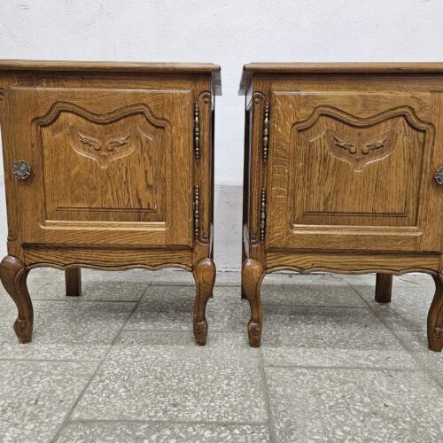 Dwie ludwikowskie szafki nocne nakastliki