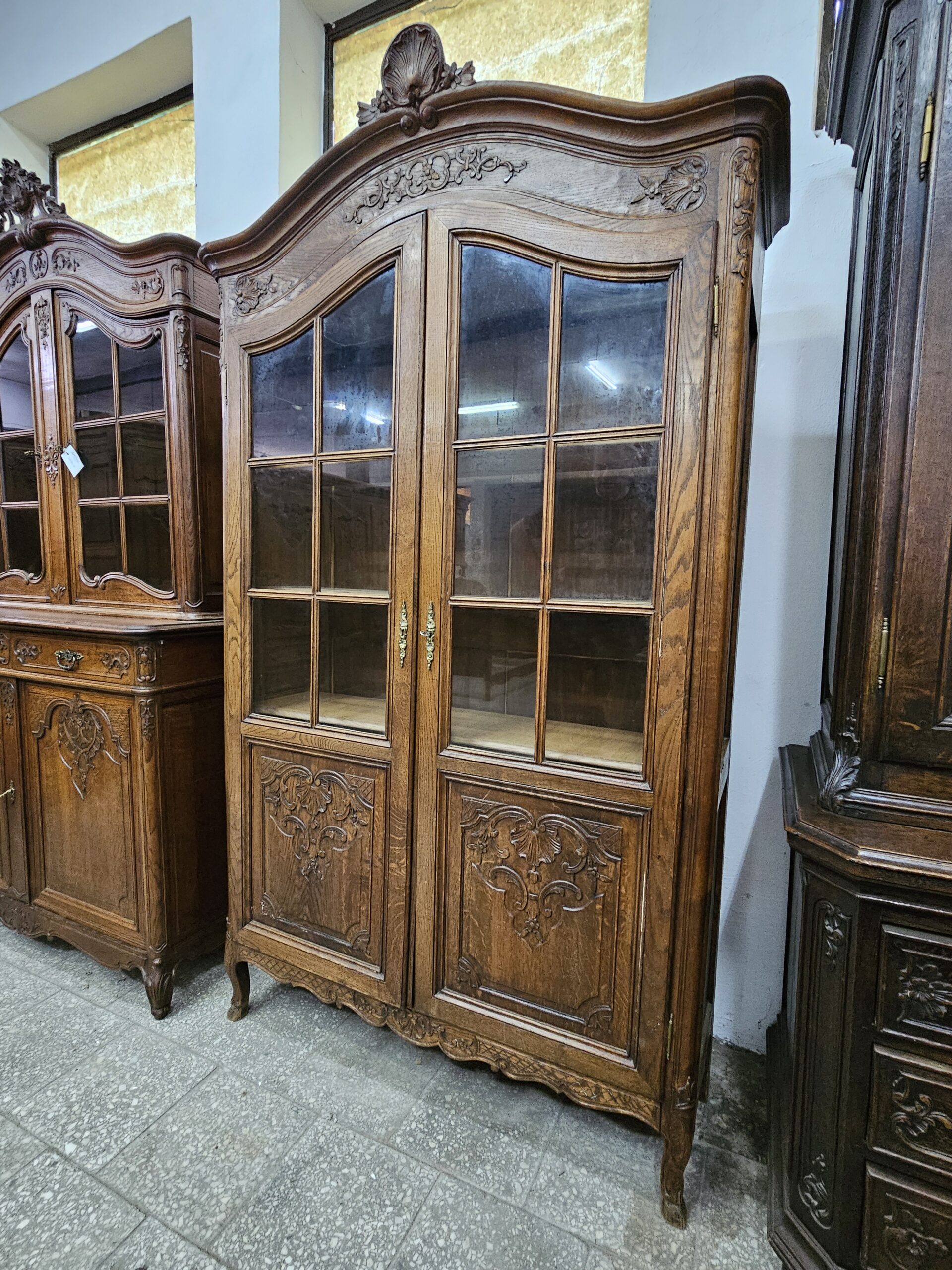Stara dębowa biblioteczka ludwikowska witryna Francja - obrazek 3